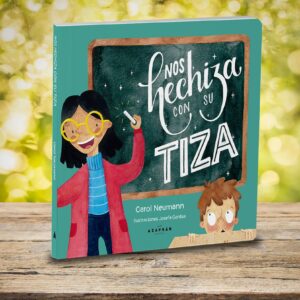 Nos hechiza con su tiza