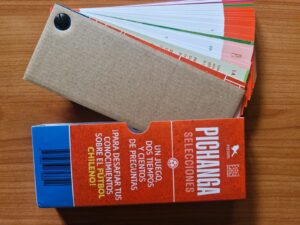 Pichanga selecciones : un juego, dos tiempos y cientos de preguntas